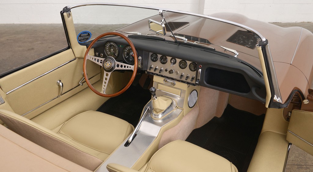 1961 Jaguar E-Type XKE Roadster 875323